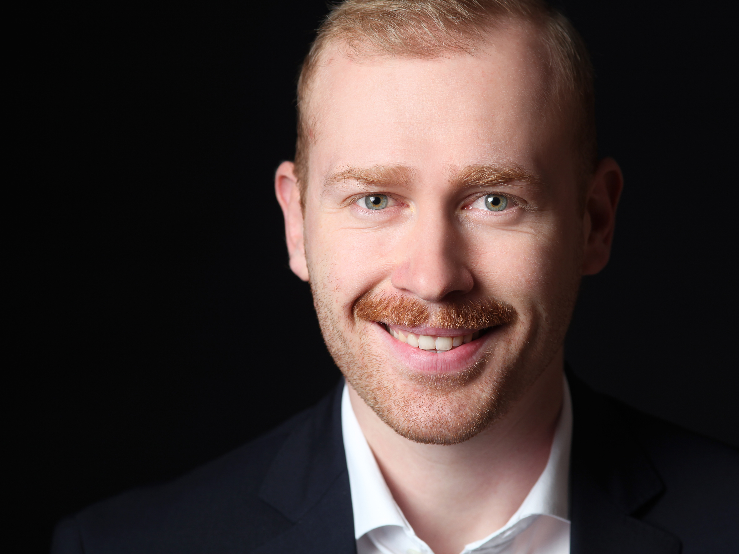 Julian Klett, LL.M., Associate & Rechtsanwalt bei nyr Law